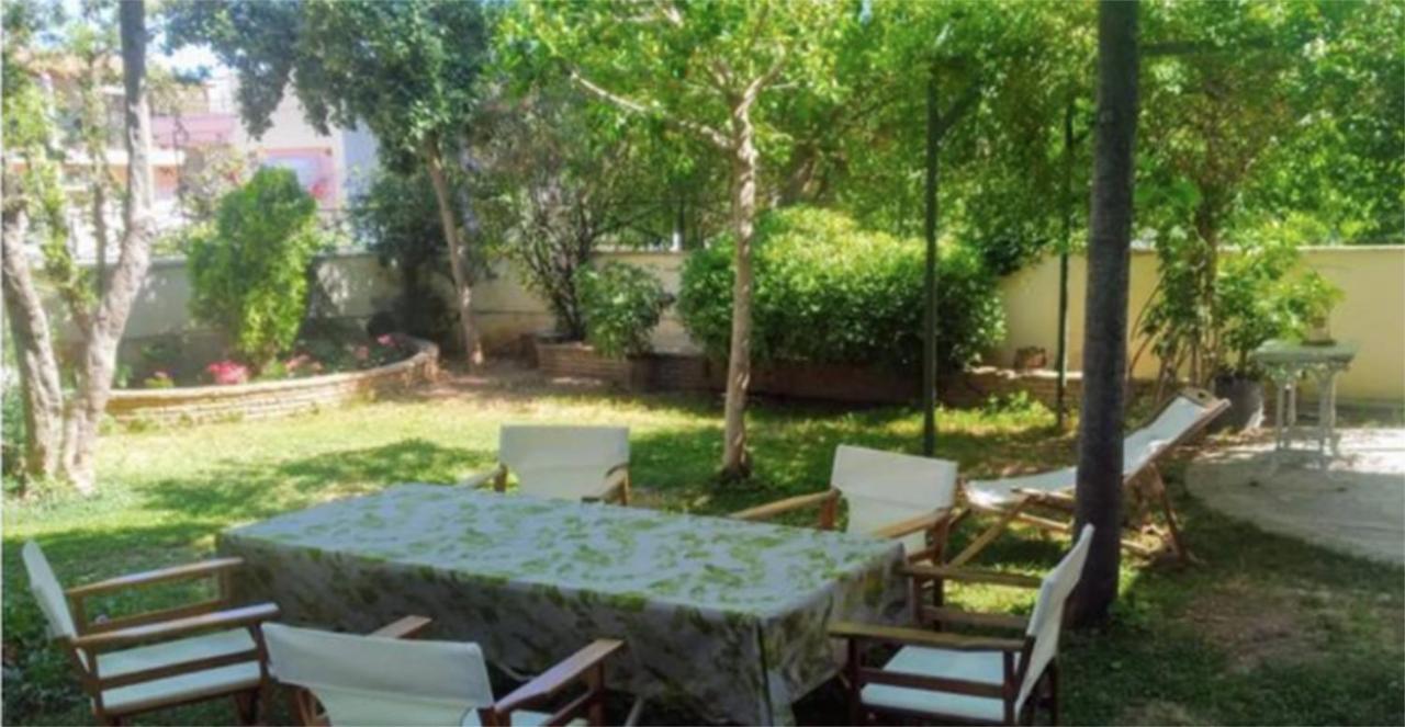Independent Entrance Apt - 130M2 - Garden - Private Parking Apartment เอเธนส์ ภายนอก รูปภาพ